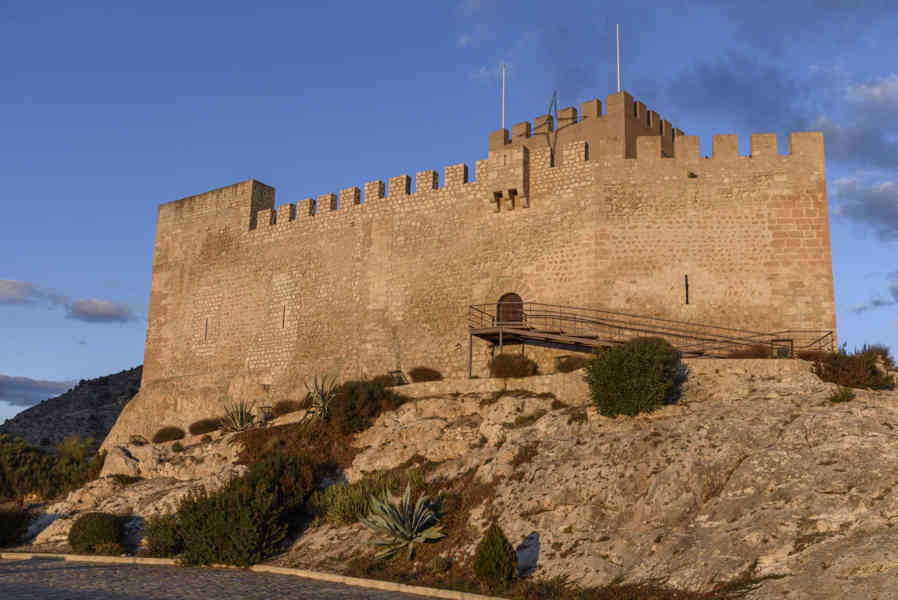 Alicante - Petrer - castillo de Petrer 04.jpg